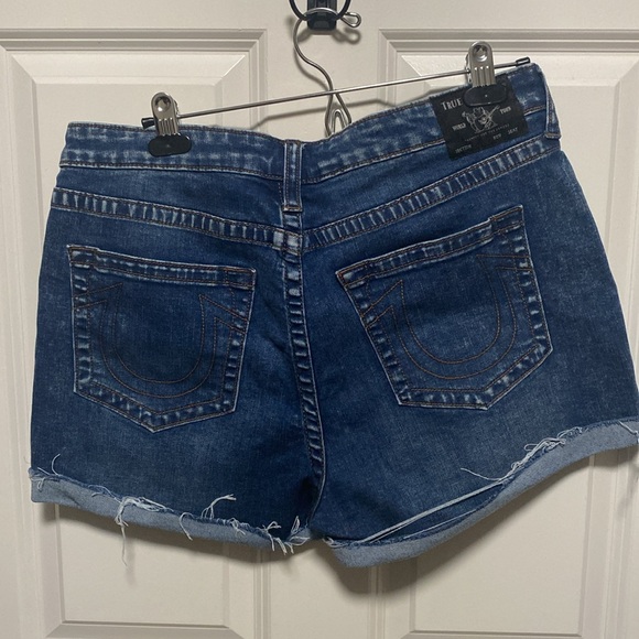 True Religion Jennie Curvy Skinny Short - Picture 5 of 6